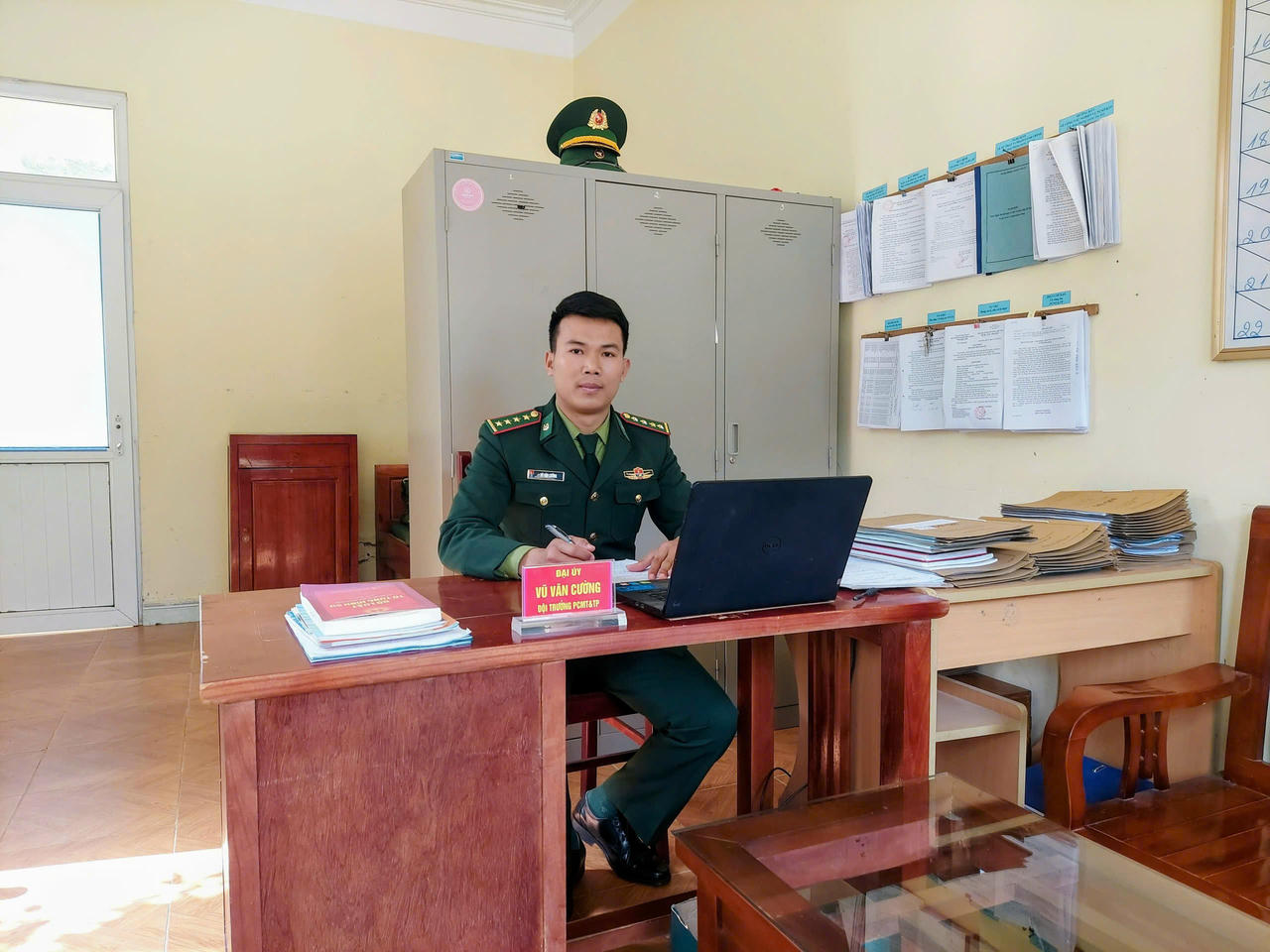 Ch&acirc;n dung 55 Gương s&aacute;ng Ph&aacute;p luật năm 2025