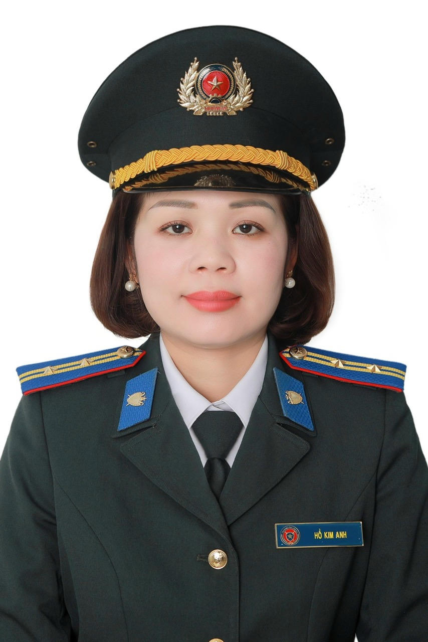 Ch&acirc;n dung 55 Gương s&aacute;ng Ph&aacute;p luật năm 2025