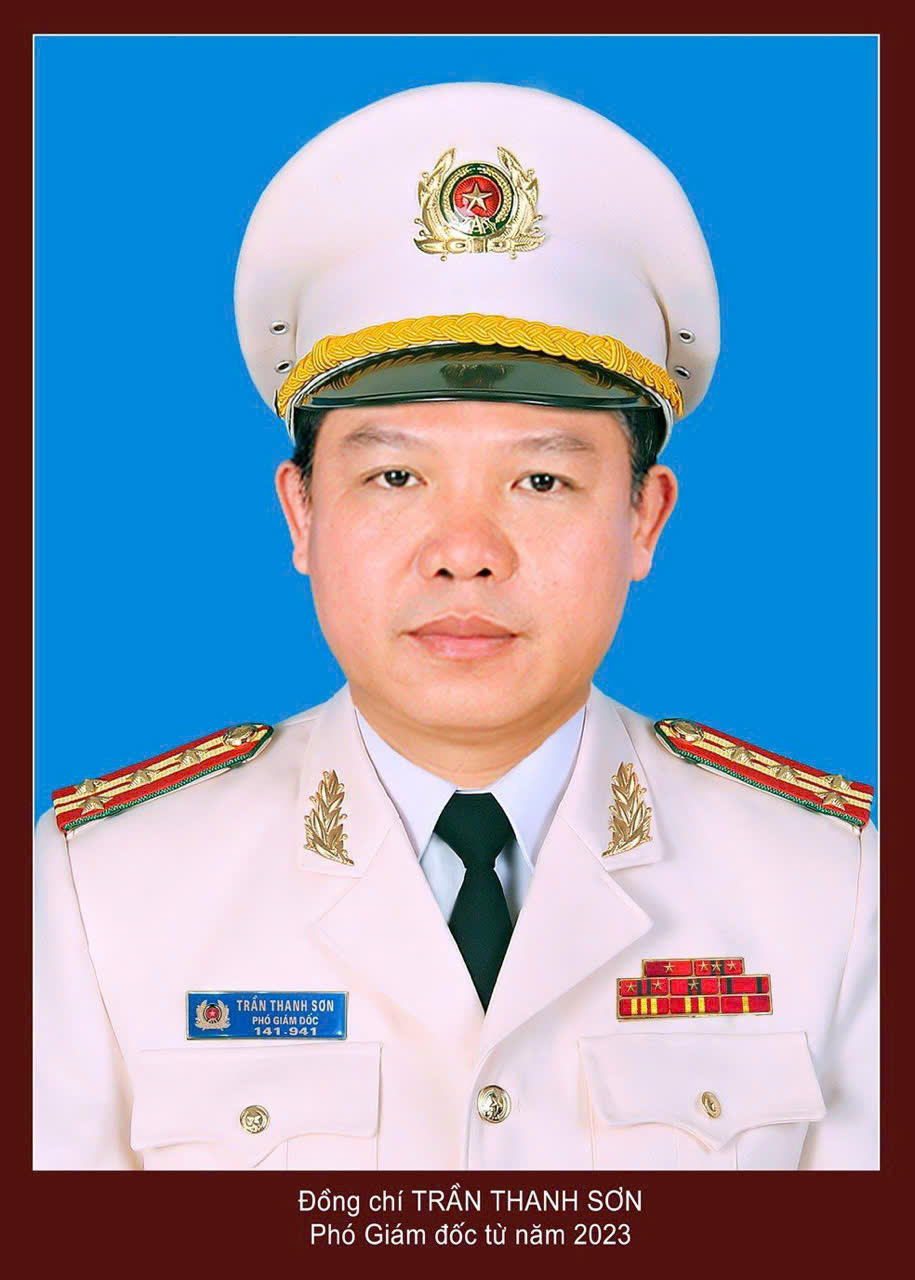 Ch&acirc;n dung 55 Gương s&aacute;ng Ph&aacute;p luật năm 2025