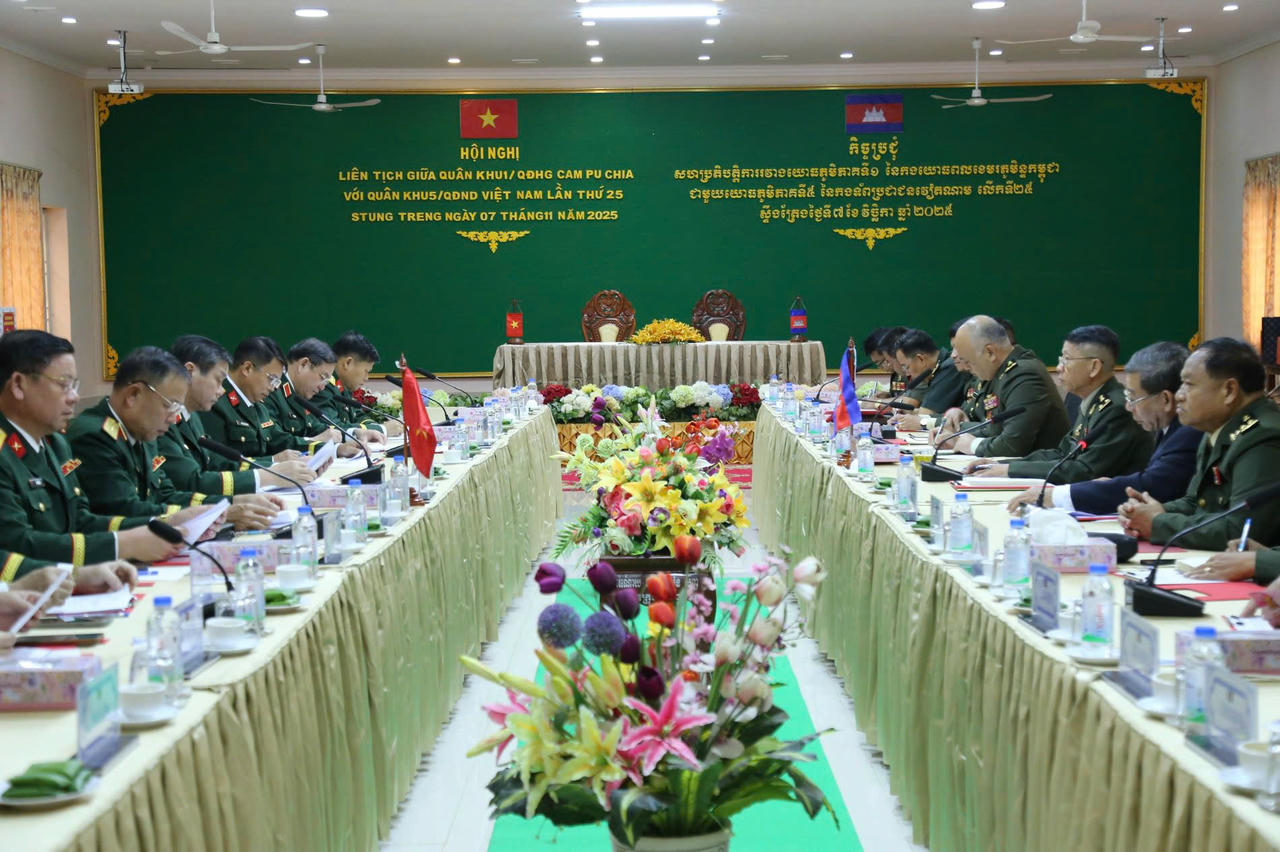 Quang cảnh hội nghị.