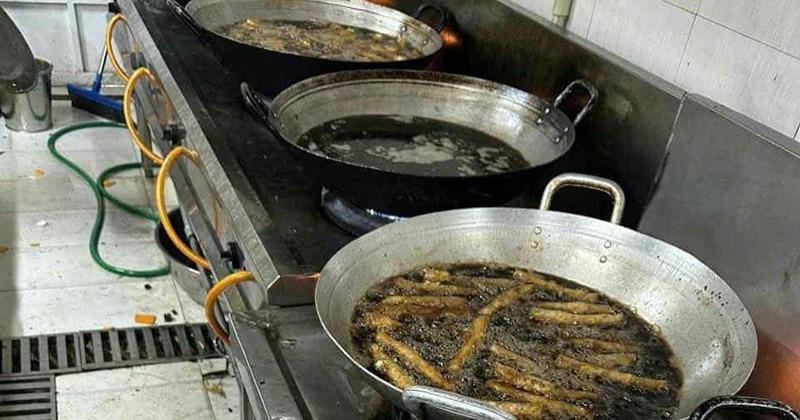 Dầu ăn bẩn g&acirc;y nguy hại cho sức khỏe người ti&ecirc;u d&ugrave;ng.