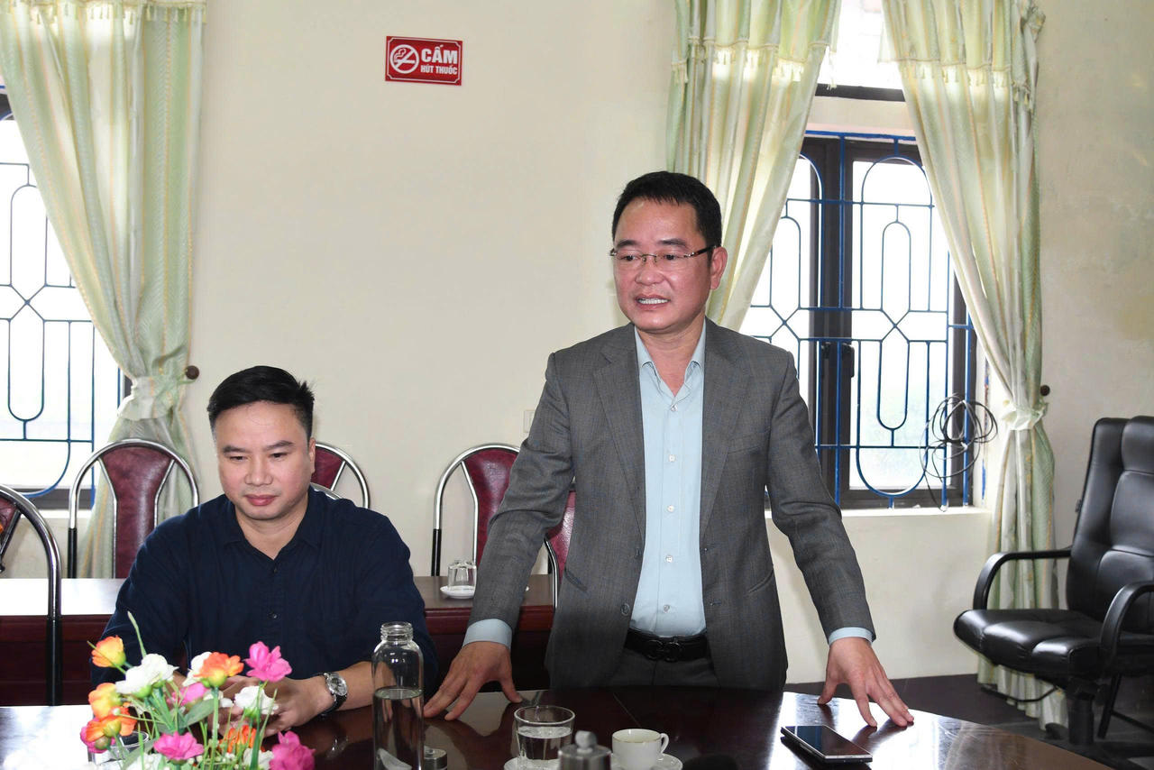 Tiến sĩ Vũ Ho&agrave;i Nam, Tổng Bi&ecirc;n tập B&aacute;o Ph&aacute;p luật Việt Nam ph&aacute;t biểu tại buổi lễ.