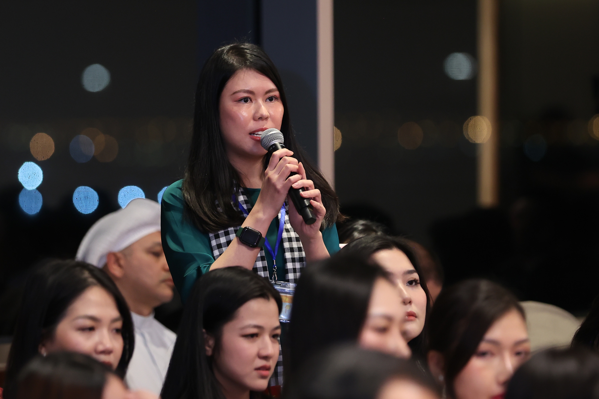 Thủ tướng: Thiết kế ch&iacute;nh s&aacute;ch thuận lợi nhất cho kiều b&agrave;o