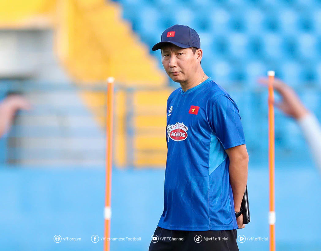 B&agrave;i tập của đội tuyển Việt Nam tại L&agrave;o