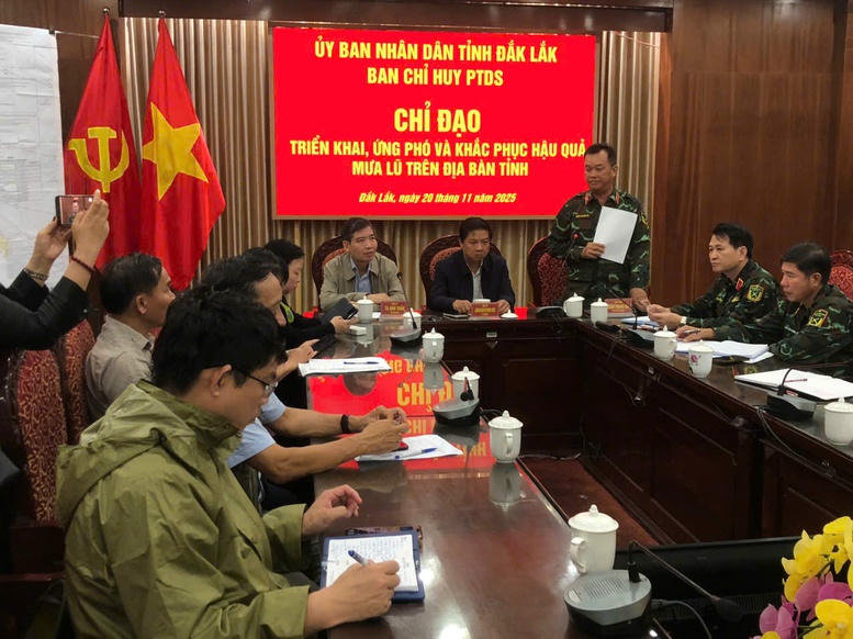 Ban Chỉ huy Ph&ograve;ng thủ d&acirc;n sự tỉnh Đắk Lắk tổ chức họp khẩn ứng ph&oacute; với mưa, ngập nước tr&ecirc;n địa b&agrave;n c&aacute;c địa phương ph&iacute;a đ&ocirc;ng Đắk Lắk