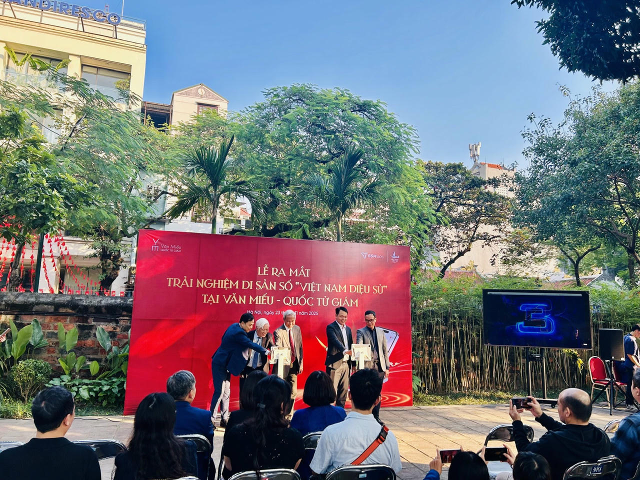 C&aacute;c đại biểu tại lễ ra mắt 'Trải nghiệm di sản số Việt Nam diệu sử' (ảnh Th&ugrave;y Dương).