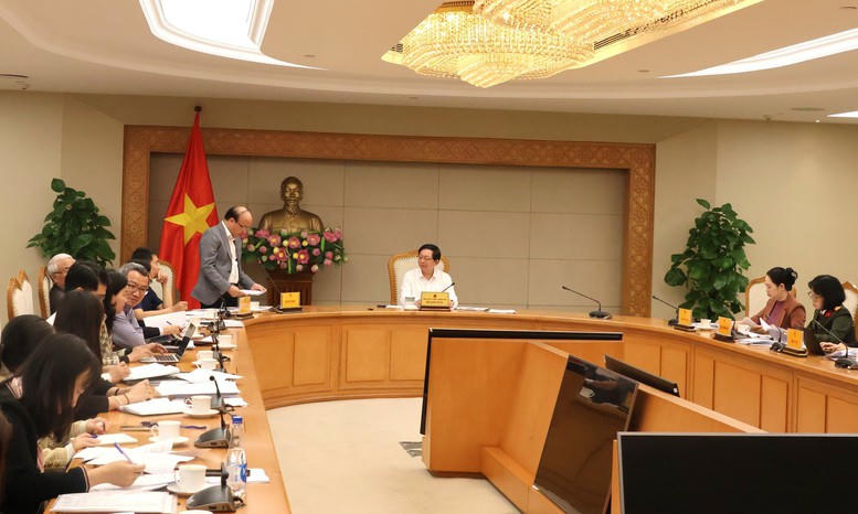 Ph&oacute; Thủ tướng Hồ Quốc Dũng y&ecirc;u cầu Bộ Tư ph&aacute;p r&agrave; so&aacute;t kỹ lưỡng to&agrave;n bộ dự thảo để đảm bảo kh&ocirc;ng m&acirc;u thuẫn với c&aacute;c văn bản ph&aacute;p luật hiện h&agrave;nh - Ảnh: VGP/Gia Huy