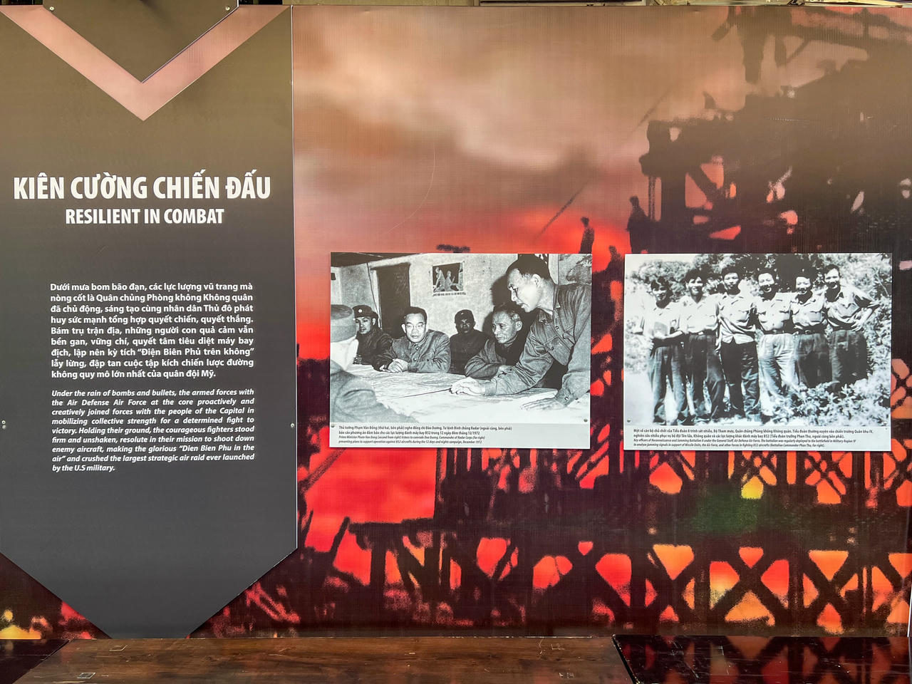 Trưng b&agrave;y &ldquo;Kh&aacute;t vọng h&ograve;a b&igrave;nh&rdquo; được giới thiệu đến du kh&aacute;ch k&eacute;o d&agrave;i đến hết ng&agrave;y 25/12/2025 tại Di t&iacute;ch lịch sử Nh&agrave; t&ugrave; Hỏa L&ograve; (H&agrave; Nội) (ảnh P.V)