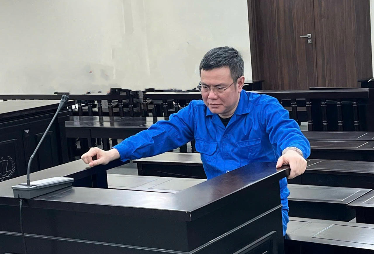 Bị c&aacute;o Nguyễn Hữu Qu&acirc;n.