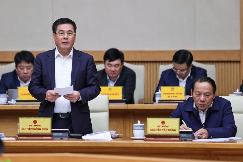 Bộ trưởng Bộ C&ocirc;ng Thương Nguyễn Hồng Di&ecirc;n ph&aacute;t biểu - Ảnh: VGP/Nhật Bắc