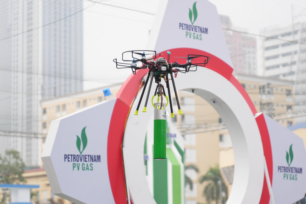 Trường Đại học T&ocirc;n Đức Thắng v&ocirc; địch cuộc thi s&aacute;ng tạo UAV