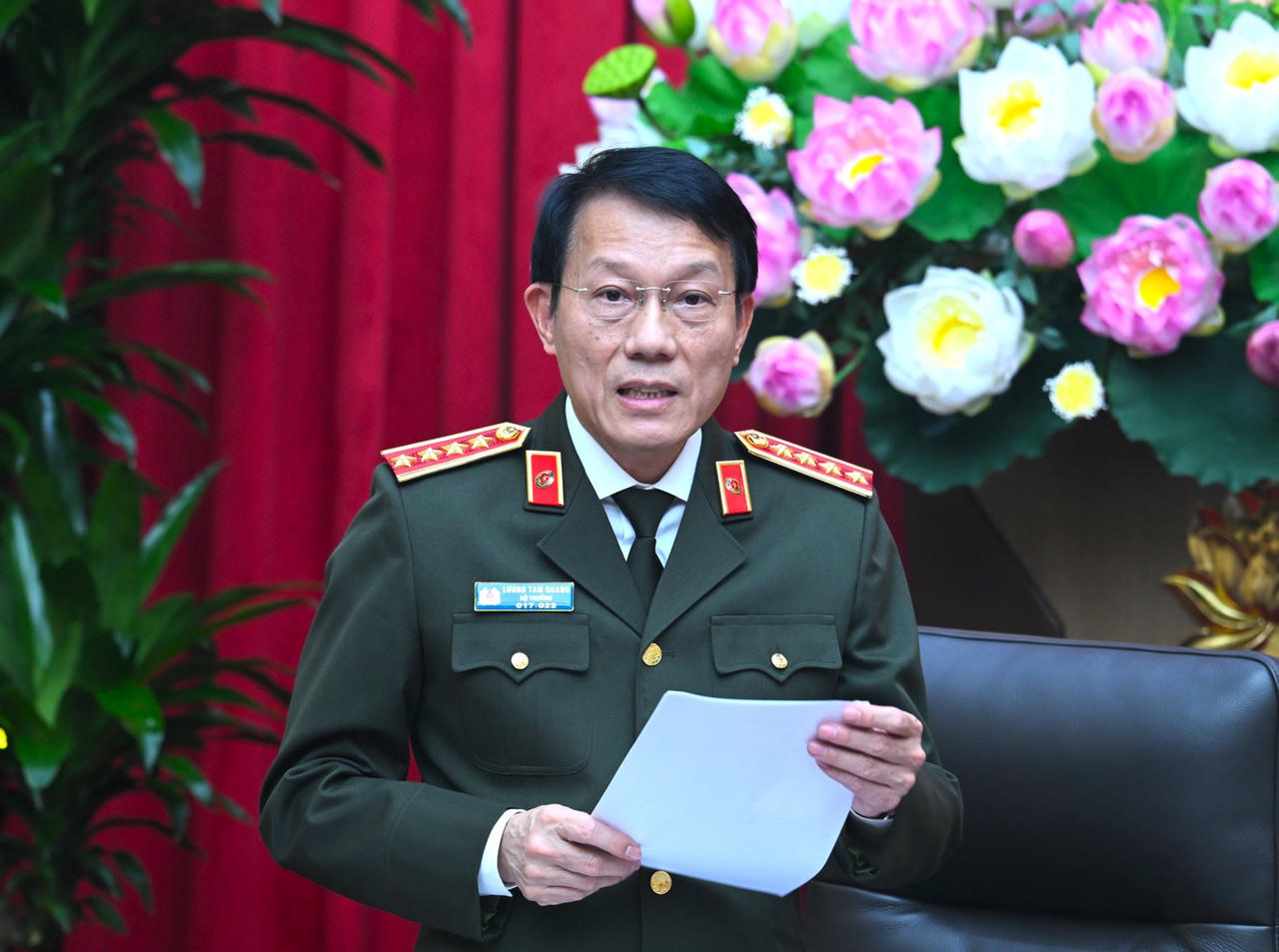 Đại tướng Lương Tam Quang, Ủy vi&ecirc;n Bộ Ch&iacute;nh trị, B&iacute; thư Đảng ủy CATW, Bộ trưởng Bộ C&ocirc;ng an.