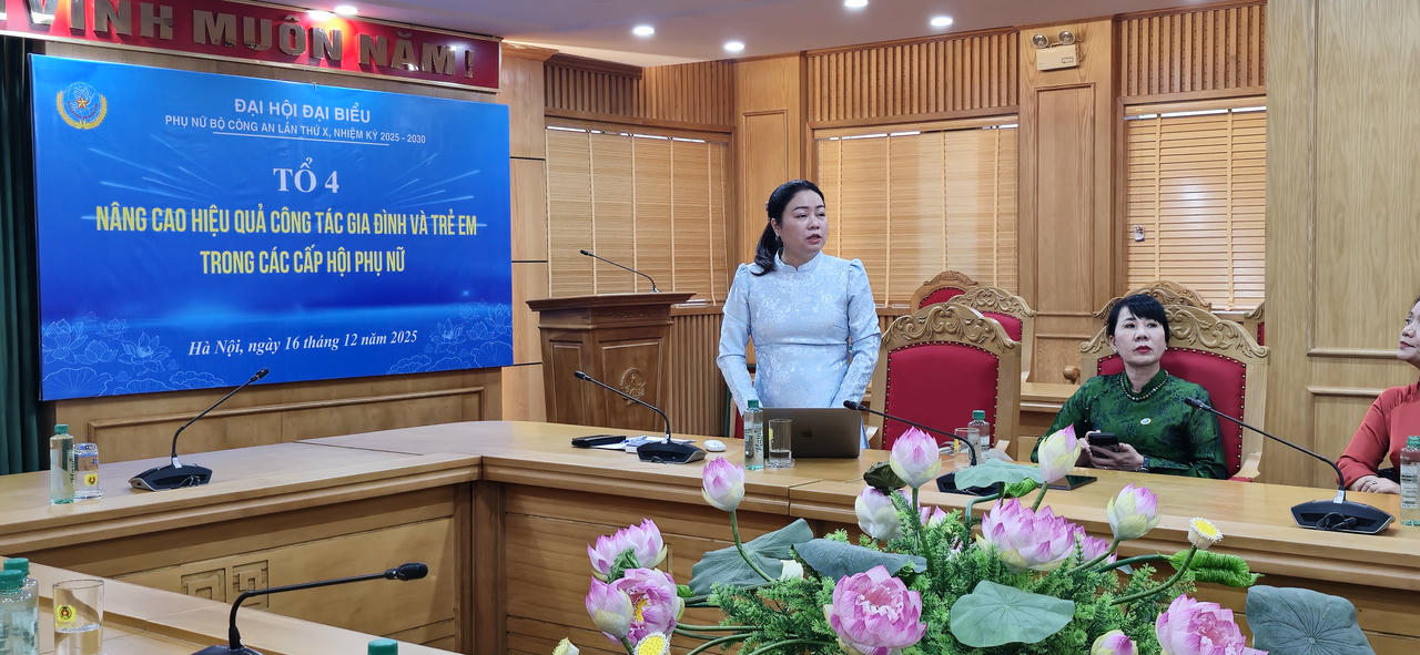 Thượng T&aacute; Đ&agrave;o Thị Thu Huyền, Ph&oacute; Trưởng Ban PN CAND ph&aacute;t biểu tại sự kiện