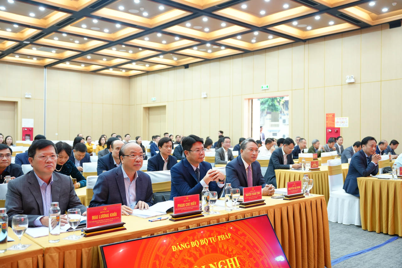 C&aacute;c đại biểu tham dự Hội nghị.