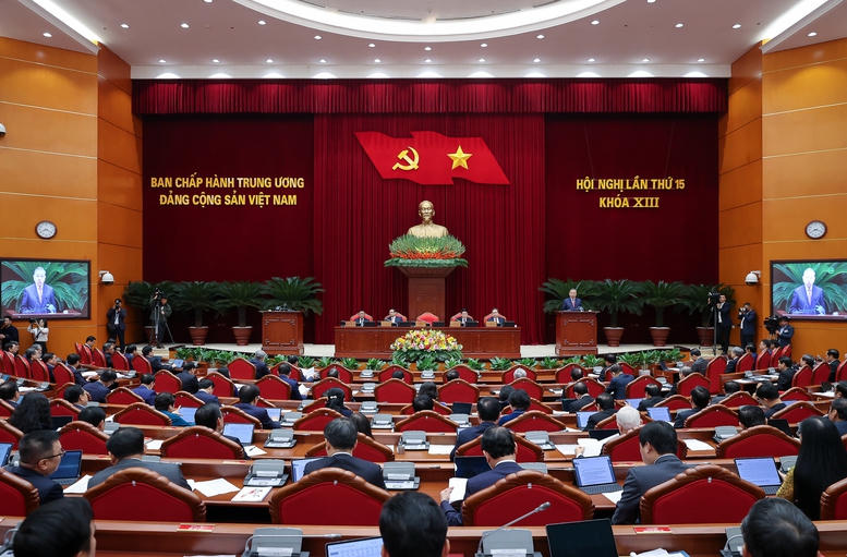 Tổng B&iacute; thư T&ocirc; L&acirc;m chủ tr&igrave;, ph&aacute;t biểu khai mạc Hội nghị Trung ương 15 - Ảnh: VGP/Nguyễn Ho&agrave;ng