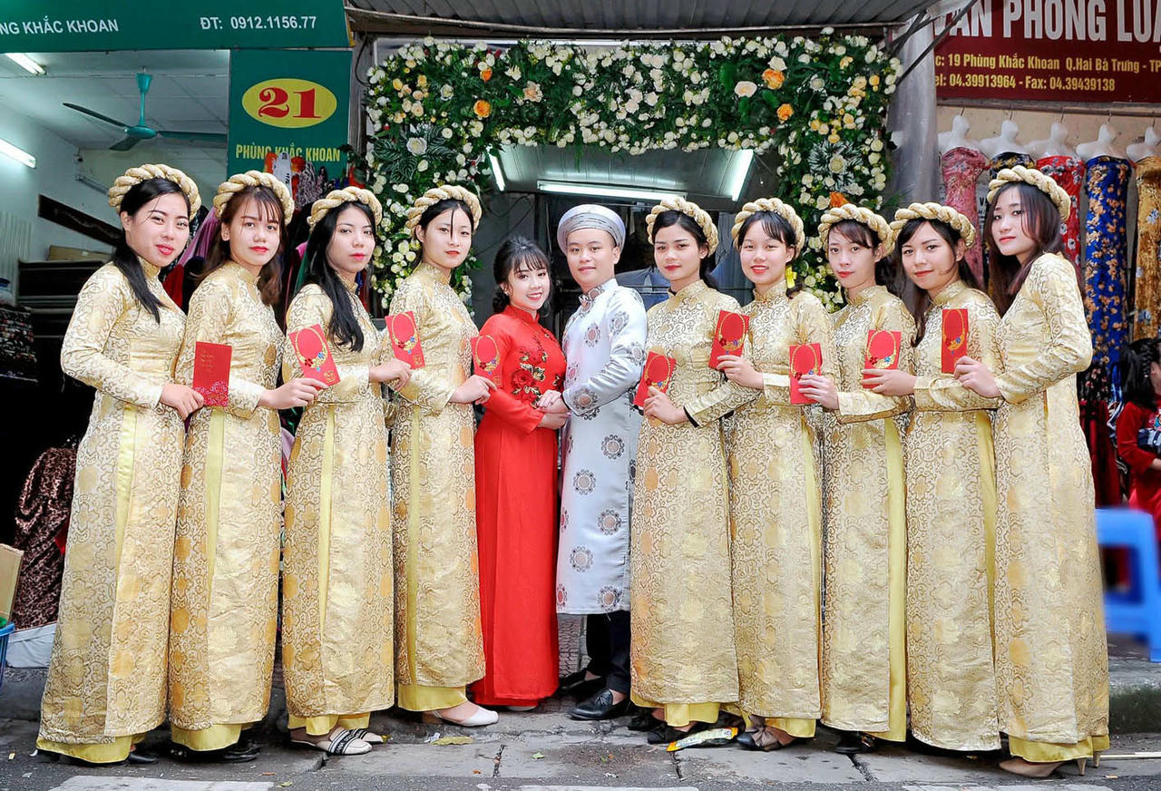 M&ugrave;a cưới kh&ocirc;ng chỉ mang lại niềm vui, hạnh ph&uacute;c m&agrave; c&ograve;n k&eacute;o theo v&ocirc; v&agrave;n nỗi lo, nhất l&agrave; nỗi lo mang t&ecirc;n &aacute;p lực t&agrave;i ch&iacute;nh của c&ocirc; d&acirc;u, ch&uacute; rể.  (Ảnh: PV)