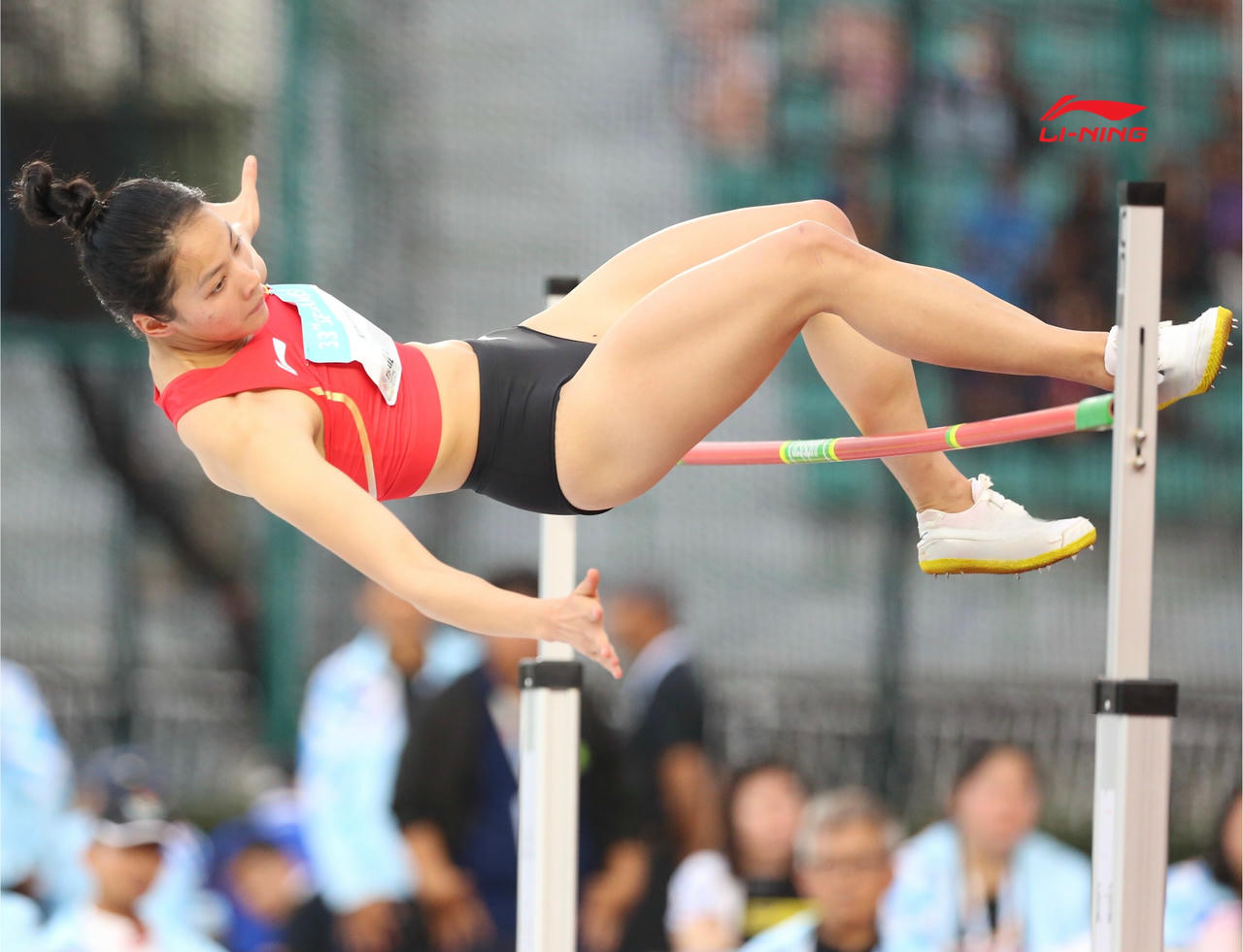 T&agrave;i năng trẻ Kim Anh đ&atilde; gi&agrave;nh HCV ở nội dung nhảy cao với th&agrave;nh t&iacute;ch 1.86m (Ảnh Lining)