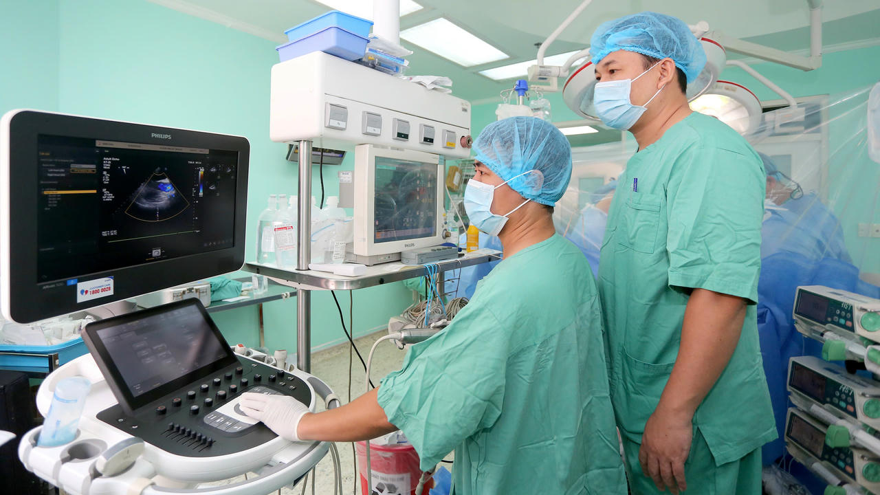 Đ&acirc;y chuỗi th&agrave;nh c&ocirc;ng li&ecirc;n tiếp trong lĩnh vực gh&eacute;p tế b&agrave;o gốc v&agrave; gh&eacute;p tạng, khẳng định năng lực l&agrave;m chủ to&agrave;n diện c&aacute;c kỹ thuật y học chuy&ecirc;n s&acirc;u của BVTW Huế&amp;amp;nbsp;