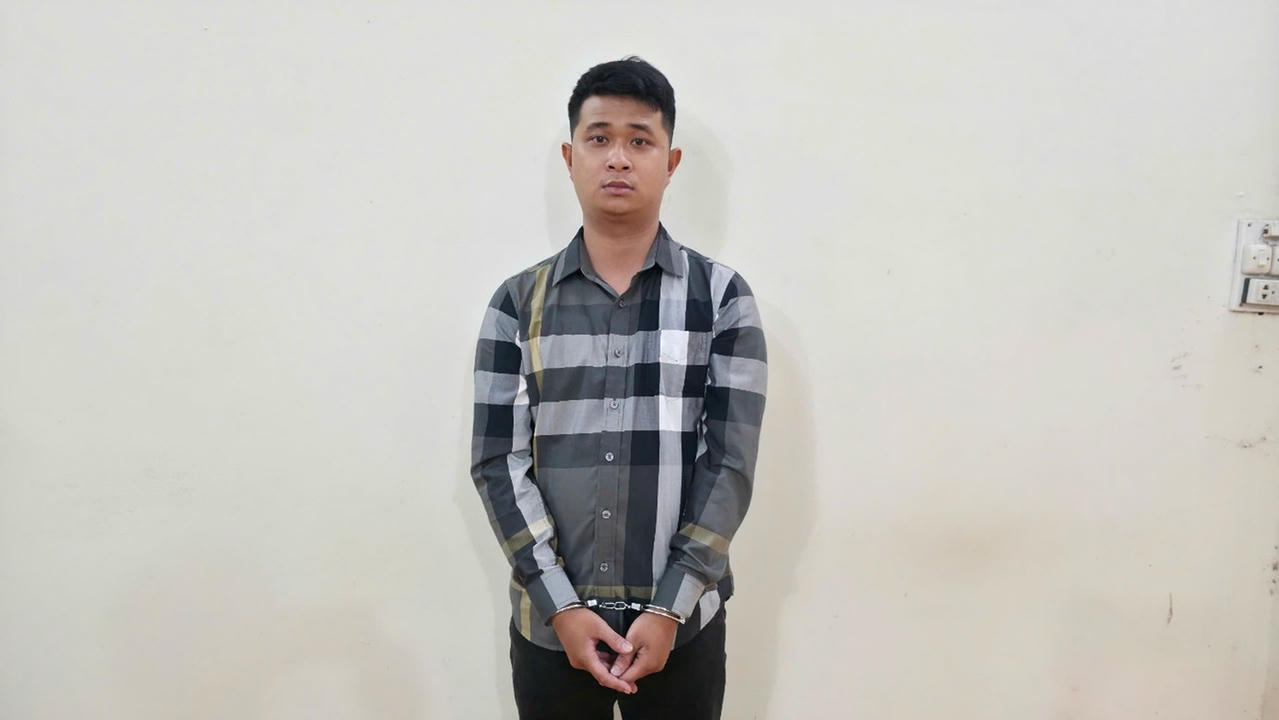 Bị can Nguyễn C&ocirc;ng Trọng cho vay l&atilde;i nặng thu lợi hơn 1,2 tỷ đồng.