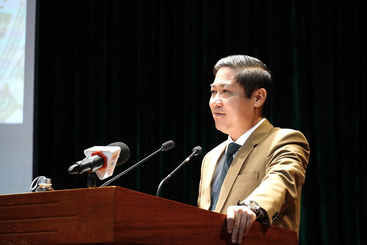 Ph&oacute; Chủ tịch UBND TP Đ&agrave; Nẵng Phan Th&aacute;i B&igrave;nh ph&aacute;t biểu tại hội nghị.