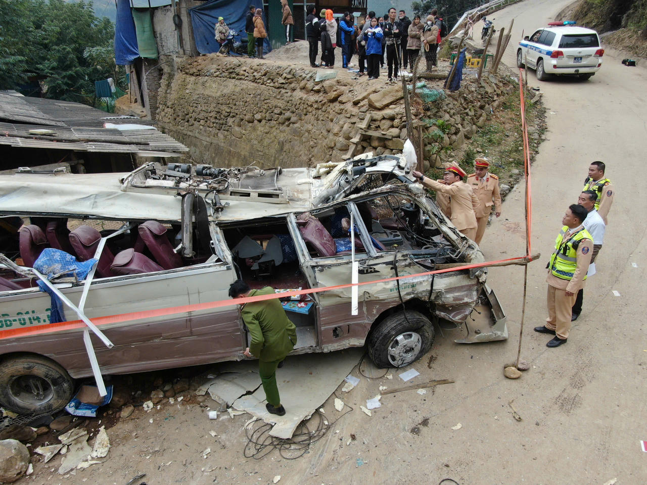 Cơ quan CSĐT C&ocirc;ng an tỉnh L&agrave;o Cai đang ho&agrave;n thiện hồ sơ, trưng cầu Viện Khoa học h&igrave;nh sự Bộ C&ocirc;ng an gi&aacute;m định kỹ thuật xe &ocirc; t&ocirc; BKS 29B-614xx
