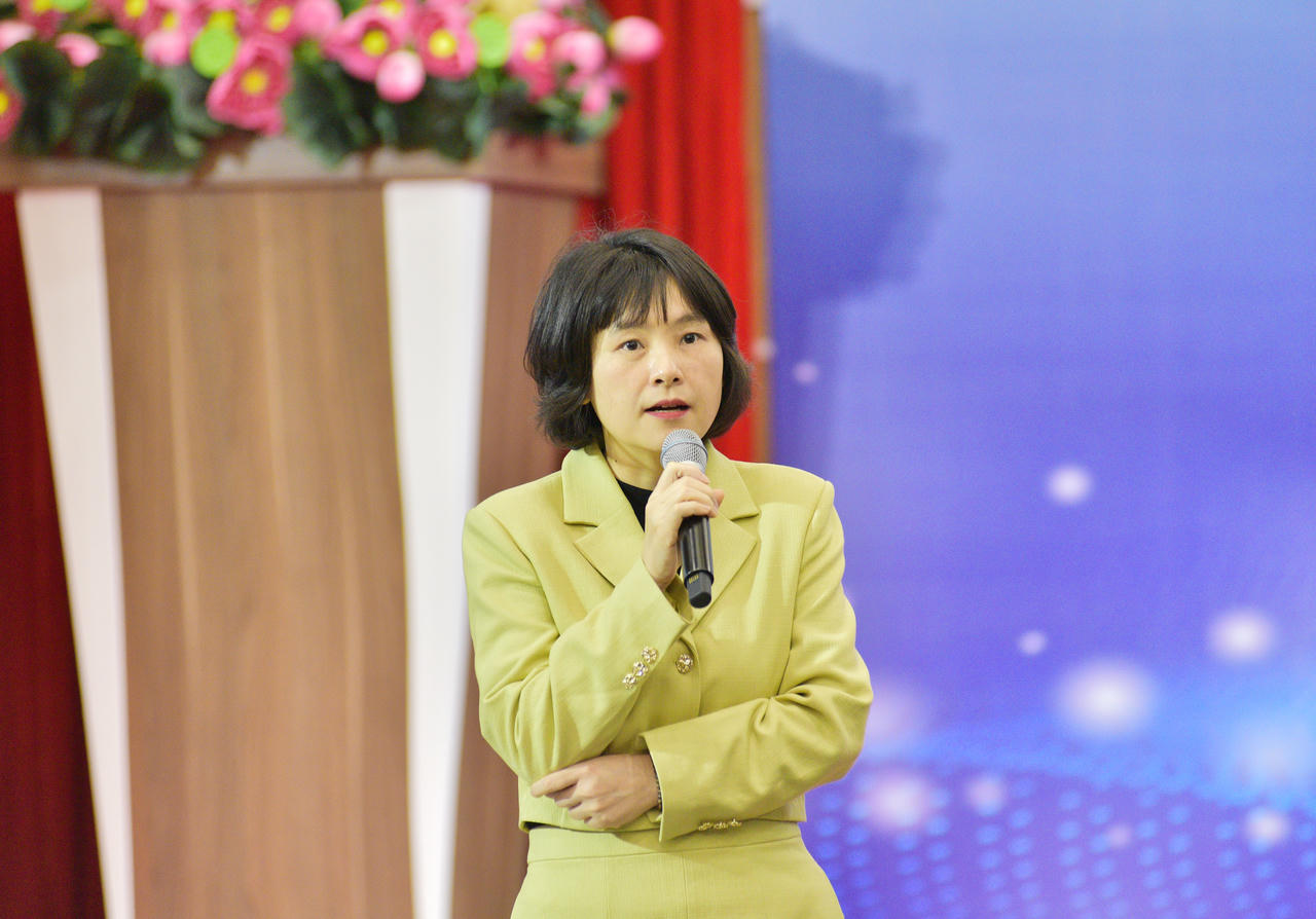 Gi&aacute;m đốc NEAC T&ocirc; Thị Thu Hương.