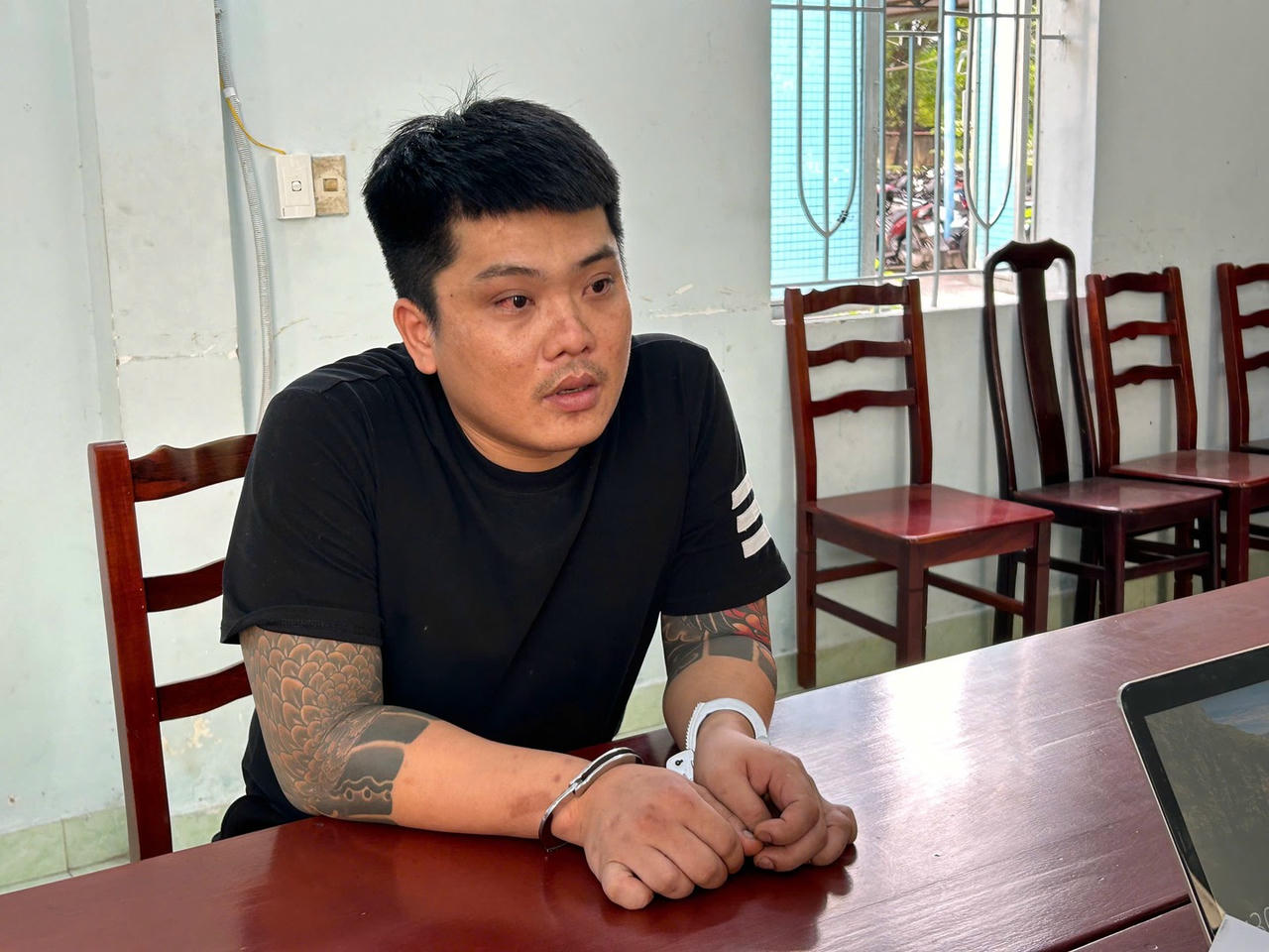 Đối tượng Huỳnh Cao Cường tại Cơ quan C&ocirc;ng an.