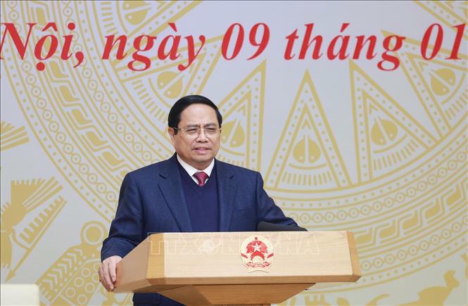 Thủ tướng Phạm Minh Ch&iacute;nh chủ tr&igrave; Hội nghị trực tuyến to&agrave;n quốc th&uacute;c đẩy đầu tư c&ocirc;ng năm 2025 v&agrave; năm 2026. Ảnh: Dương Giang/TTXVN