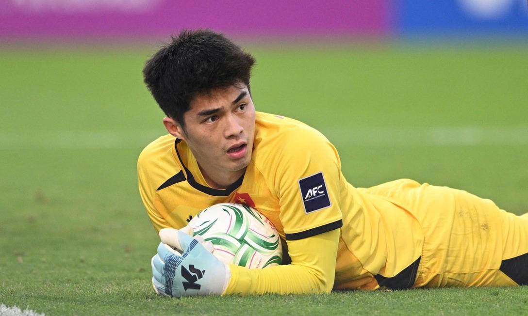 Đình Bắc ‘gieo sầu’ cho đội chủ nhà