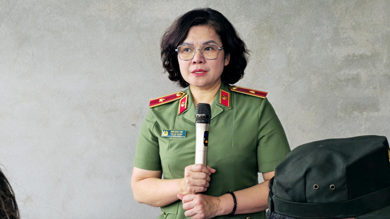 Từ Chuyến bay màu xanh đến mái ấm kiên cố miền biên viễn