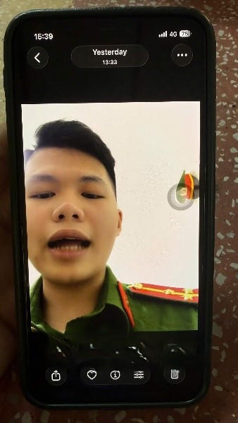 Nam sinh viên Hà Nội mang vàng nhà bán sau cuộc gọi của công an 