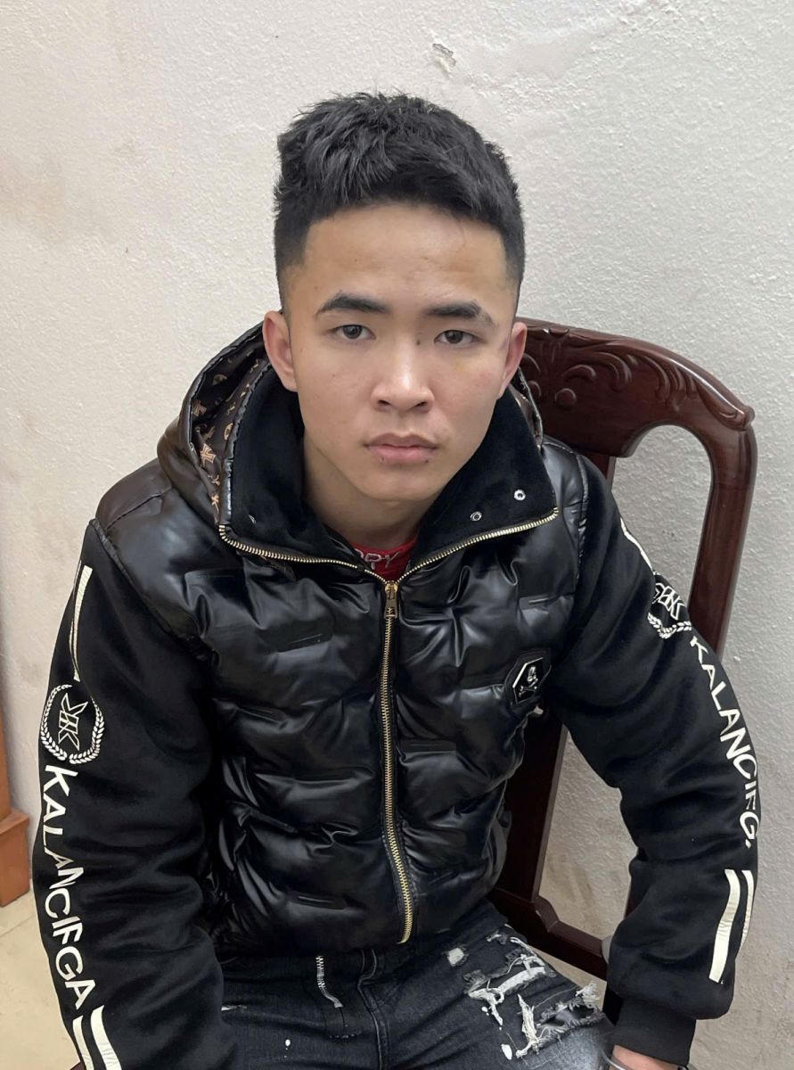 Nhóm đối tượng mua bán 2 thiếu nữ, cưỡng đoạt tài sản