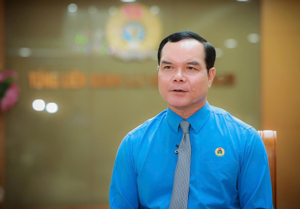 ‘Xây dựng giai cấp công nhân Việt Nam hiện đại, lớn mạnh trong kỷ nguyên phát triển mới của dân tộc’