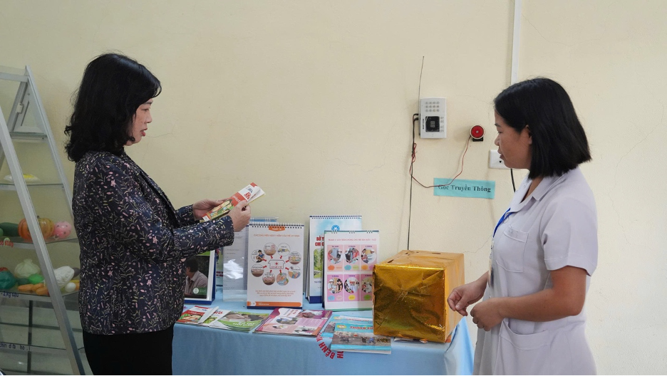 Bộ trưởng Bộ Y tế Đào Hồng Lan: Chăm sóc sức khỏe nhân dân toàn diện, từ sớm, từ xa và ngay từ cơ sở