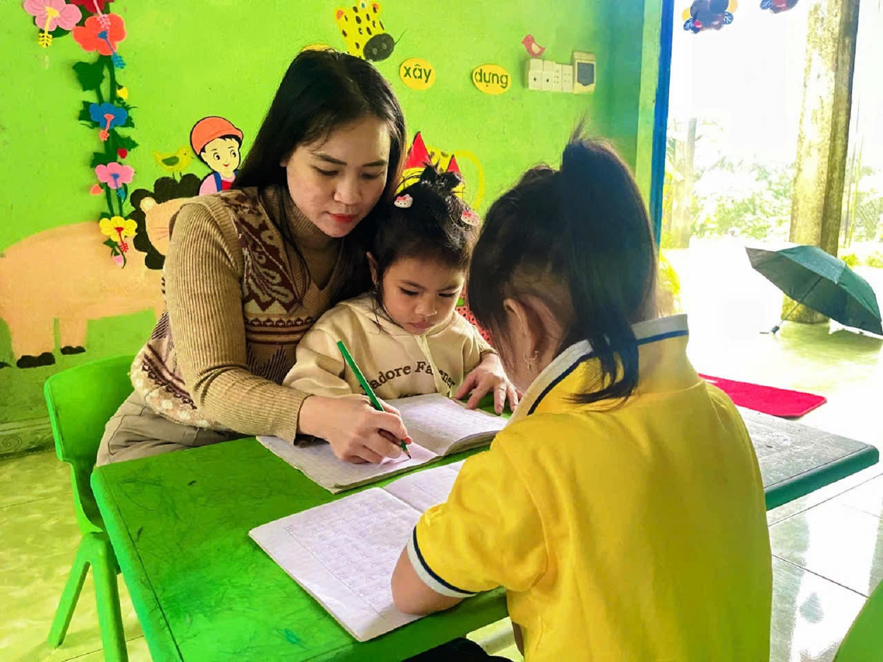 Tri thức trẻ tràn đầy khát vọng và trách nhiệm tiên phong hướng về Đại hội XIV của Đảng