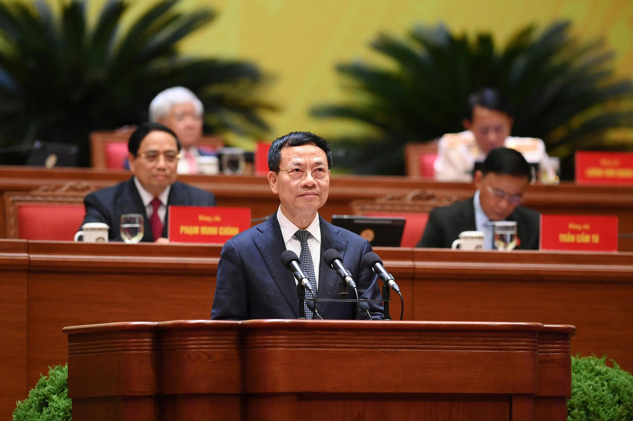 Đưa khoa học công nghệ, đổi mới sáng tạo trở thành động lực trung tâm của tăng trưởng