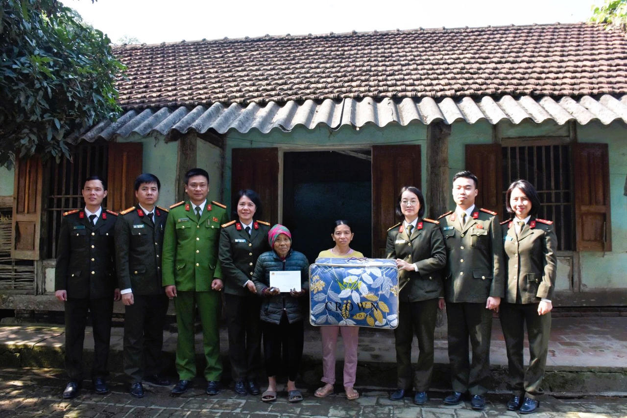 Mang hơi ấm nghĩa tình về cơ sở