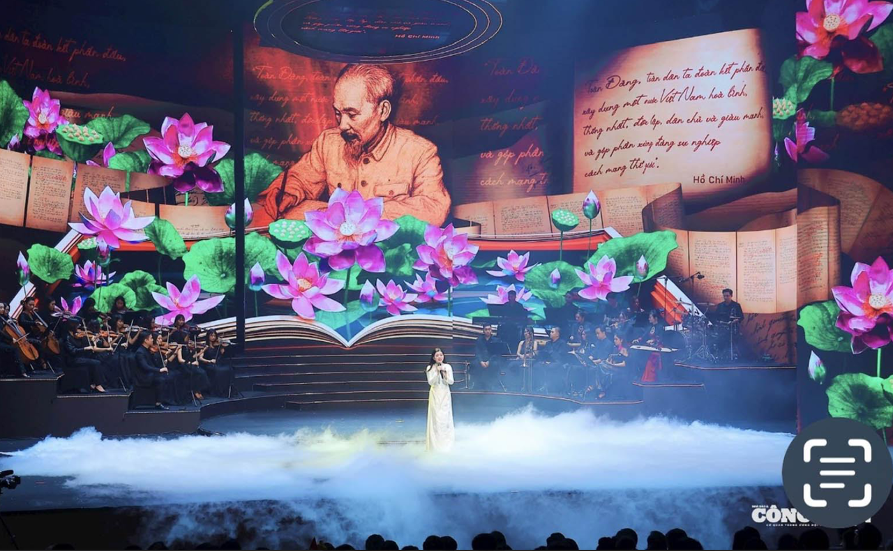 Nghệ thuật khơi dậy niềm tự hào dân tộc, niềm tin của Nhân dân với Đảng