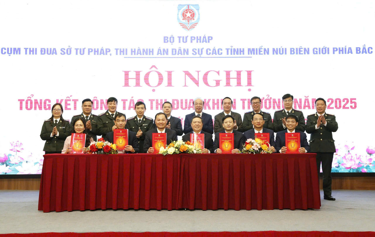 Cụm Sở Tư pháp và Thi hành án dân sự 7 tỉnh miền núi biên giới phía Bắc tổng kết thi đua