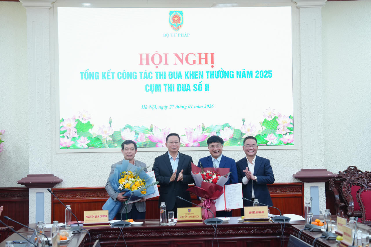 Cụm Thi đua số II: Phát huy sức mạnh báo chí, xuất bản, nghiên cứu, đào tạo trong phong trào thi đua