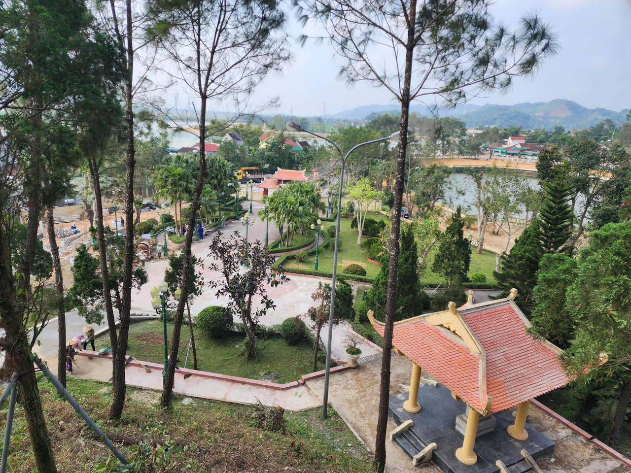 Yêu cầu đẩy nhanh tiến độ Dự án tu bổ, tôn tạo Khu mộ Tổng Bí thư Trần Phú