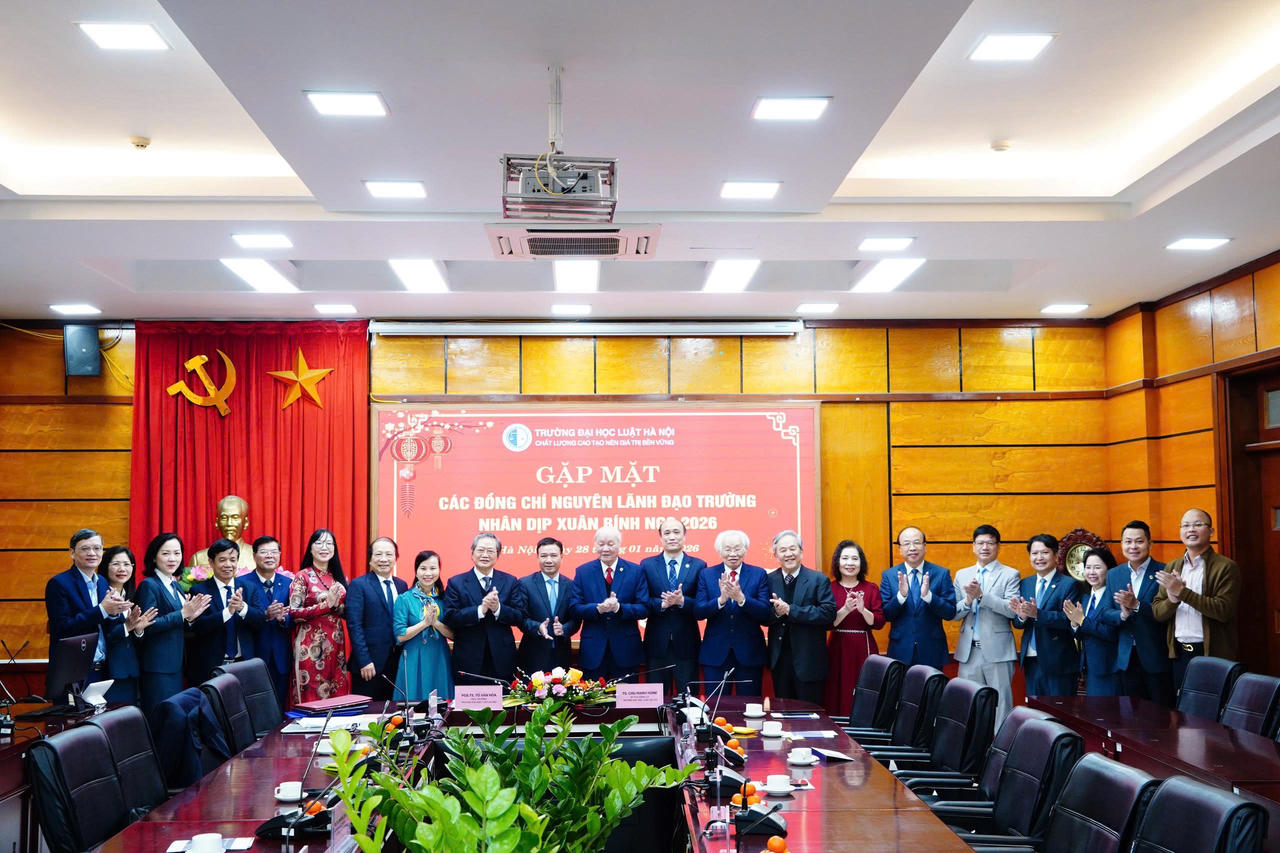 Trường Đại học Luật Hà Nội gặp mặt các nguyên lãnh đạo Nhà trường qua các thời kỳ