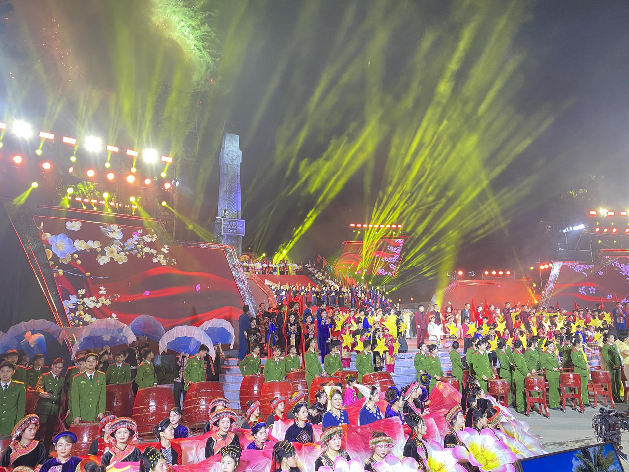 Tổng Bí thư Tô Lâm dự Chương trình cầu truyền hình 