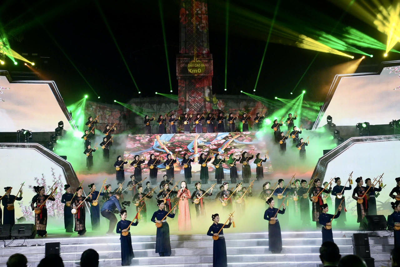 Tổng Bí thư Tô Lâm dự Chương trình cầu truyền hình 