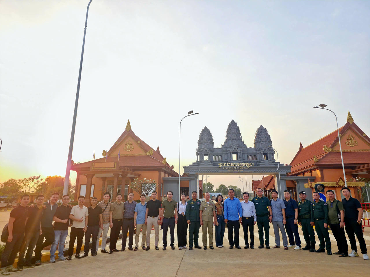 Bắt giữ 47 đối tượng thuộc băng nhóm lừa đảo xuyên quốc gia trong 