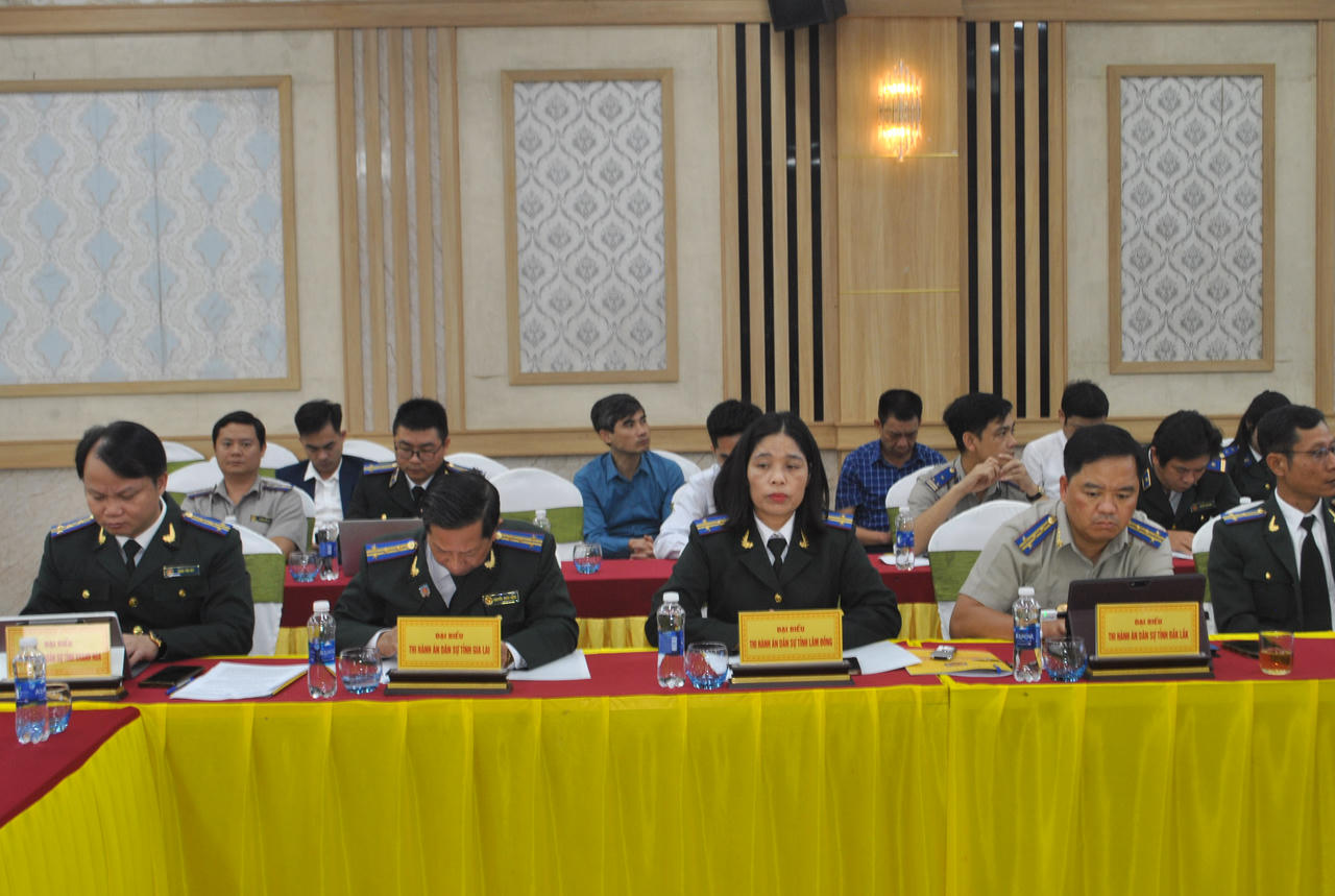 Thứ trưởng Đặng Hoàng Oanh: Thi đua phải thực chất, lấy hiệu quả phục vụ người dân và phát triển địa phương làm thước đo