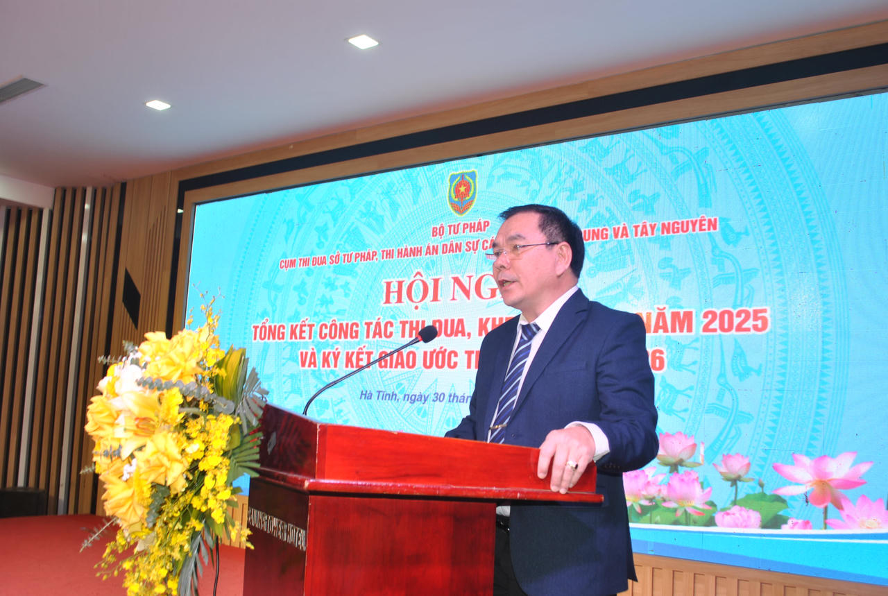 Thứ trưởng Đặng Hoàng Oanh: Thi đua phải thực chất, lấy hiệu quả phục vụ người dân và phát triển địa phương làm thước đo