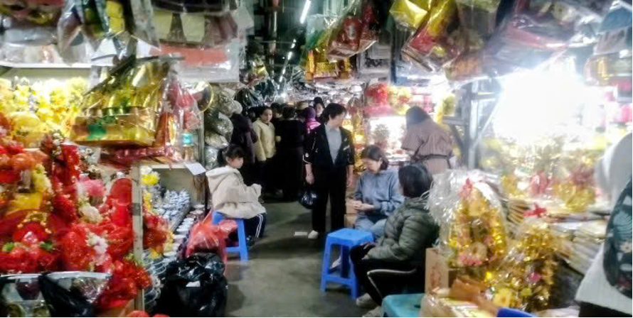 Chợ Mơ – Hà Nội những ngày cuối năm