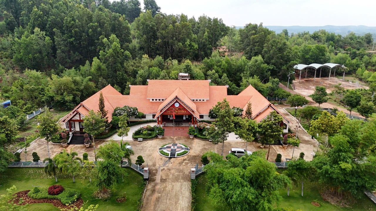 Xuân ấm trên quê hương Bom Bo anh hùng