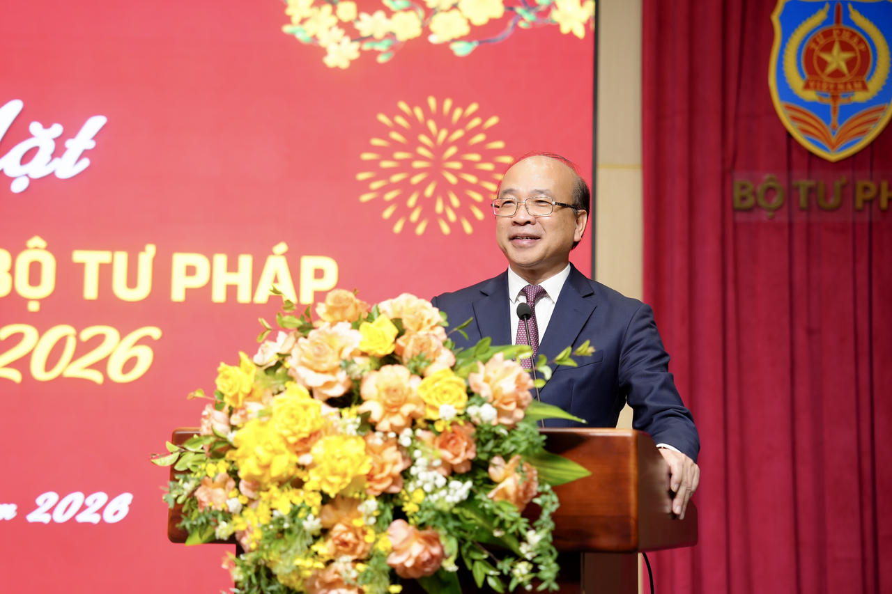 Lãnh đạo Bộ Tư pháp gặp mặt cán bộ hưu trí nhân dịp xuân Bính Ngọ 2026